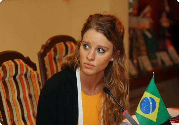 Luiza Kharmandayan