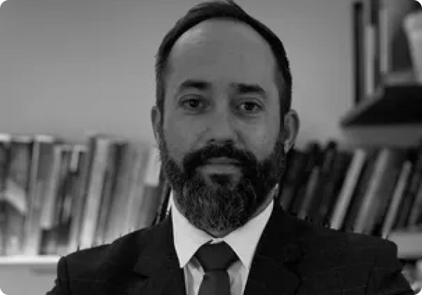 André Faustino