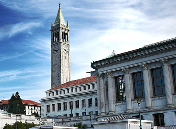 <p>Formação Continuada na Universidade de Berkeley (California)</p>