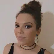 <p>O networking que construí nesse curso foi tão valioso quanto o conteúdo. Professores e colegas me abriram portas reais para projetos que hoje lidero.</p>